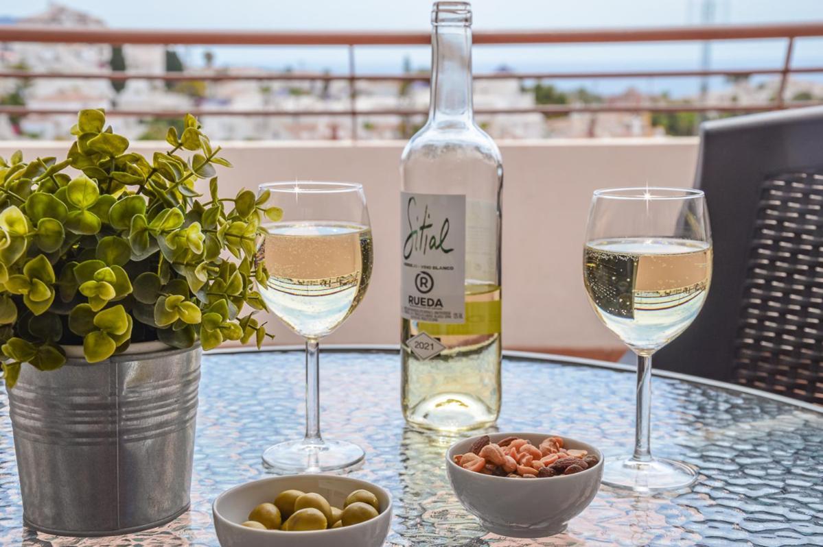 Andaluz Apartments Mar De Нерха Екстериор снимка