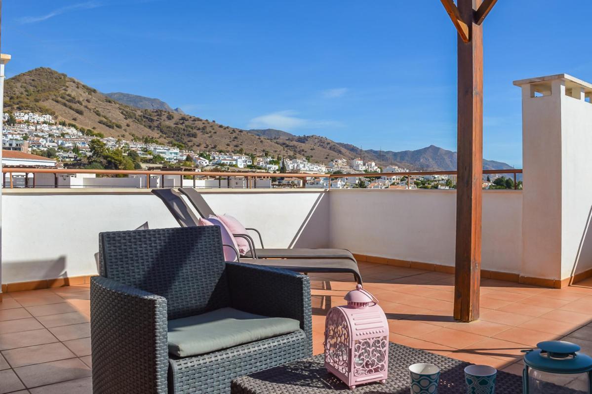 Andaluz Apartments Mar De Нерха Екстериор снимка