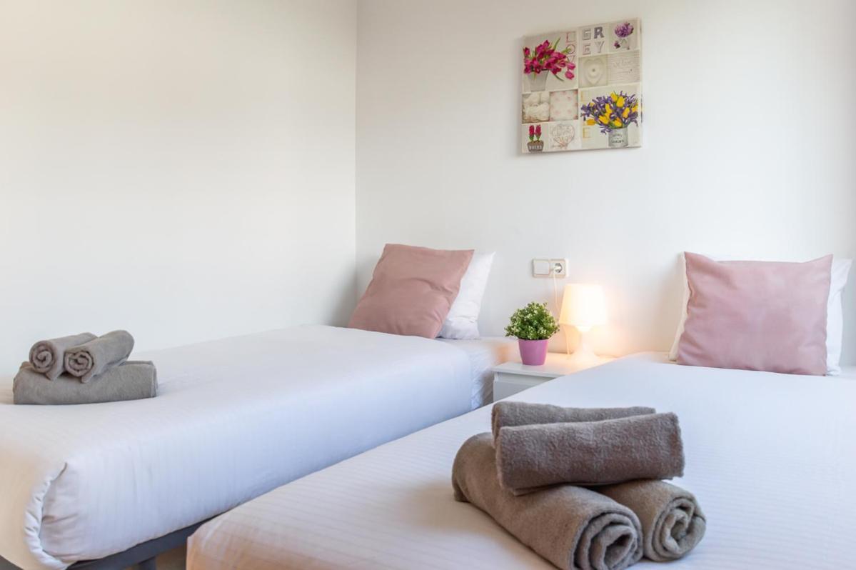Andaluz Apartments Mar De Нерха Екстериор снимка