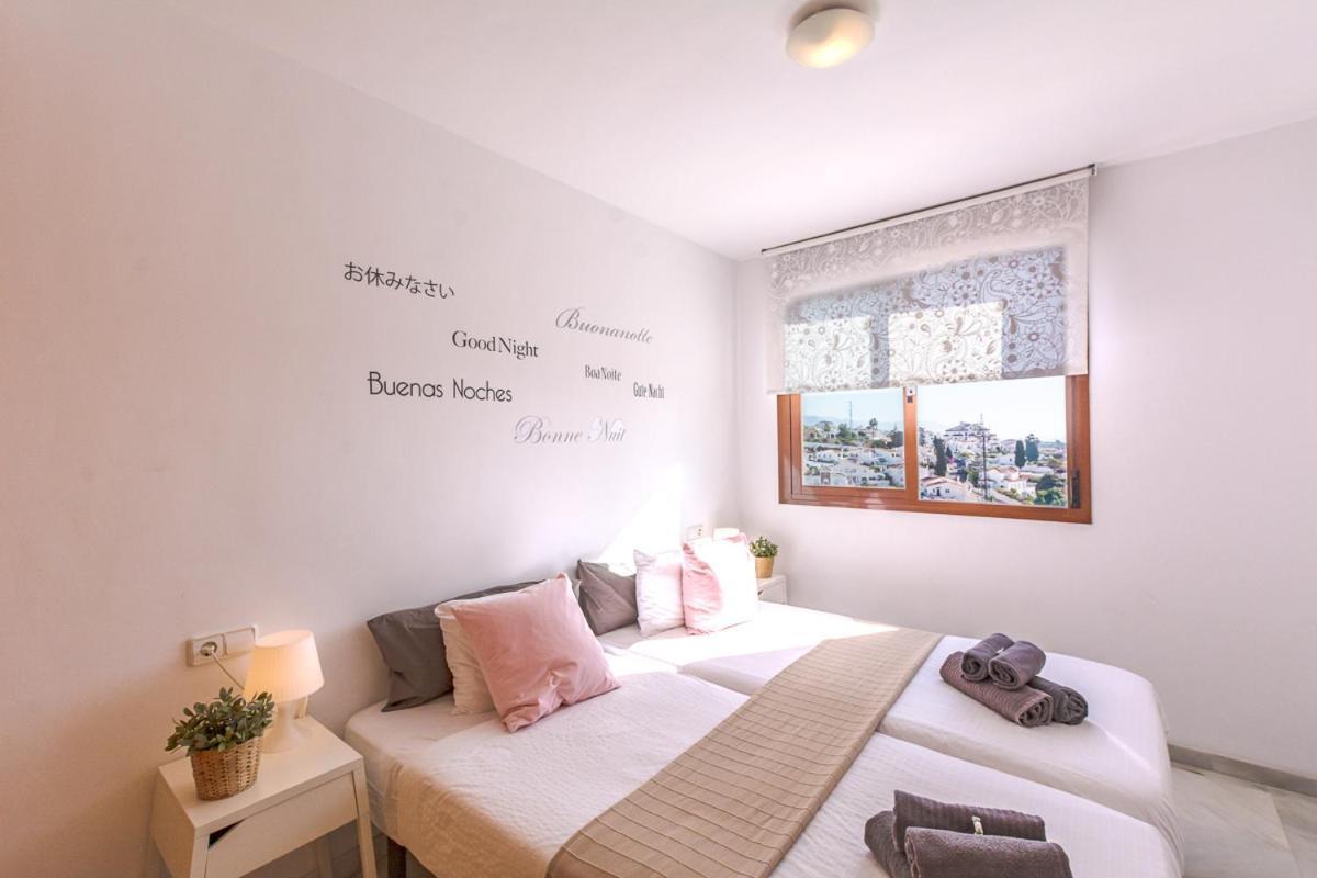 Andaluz Apartments Mar De Нерха Екстериор снимка
