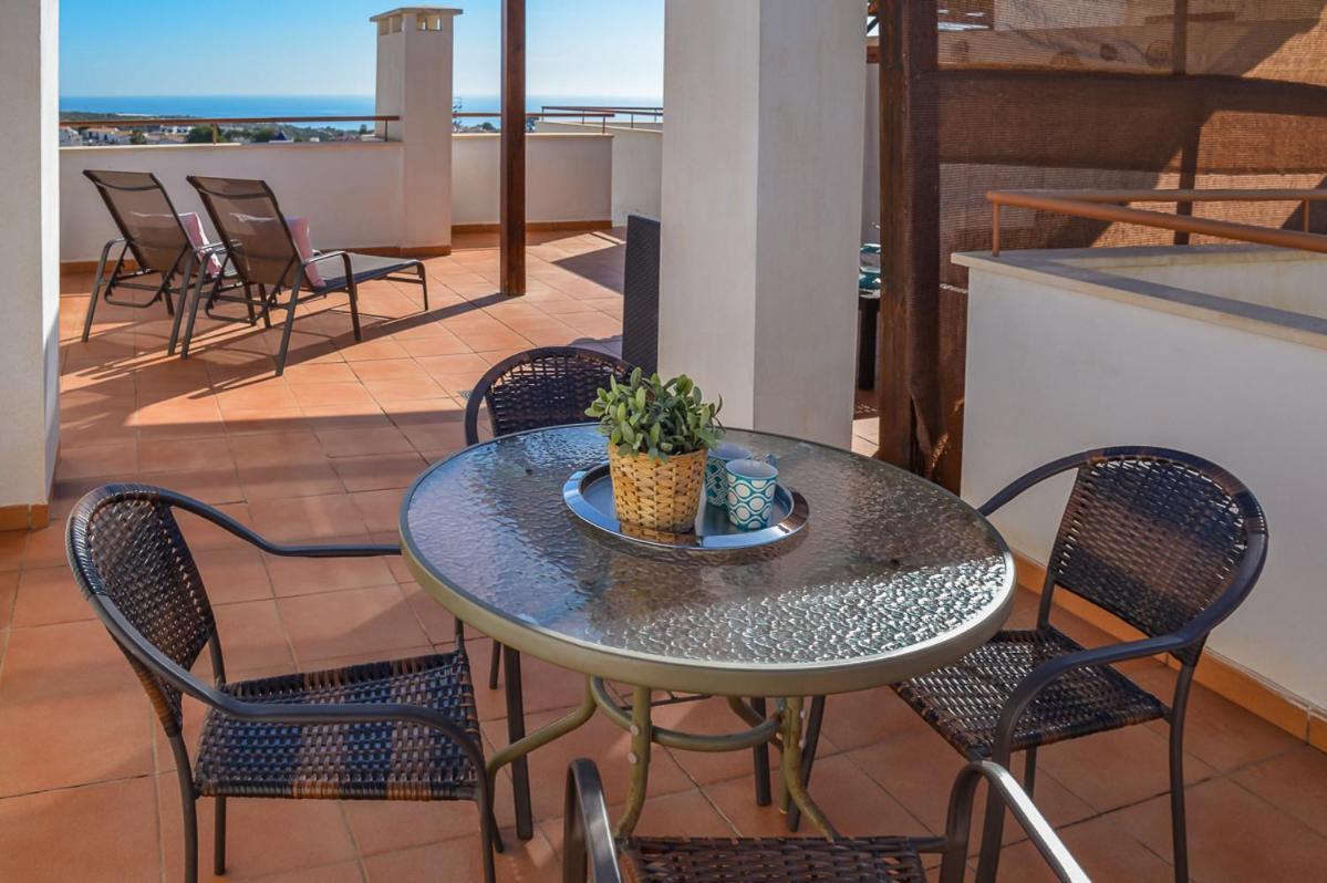 Andaluz Apartments Mar De Нерха Екстериор снимка