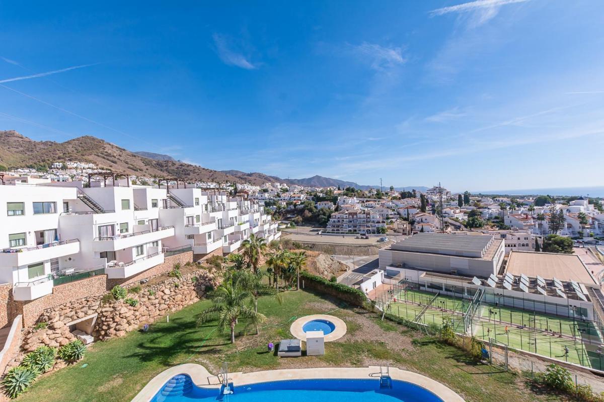 Andaluz Apartments Mar De Нерха Екстериор снимка