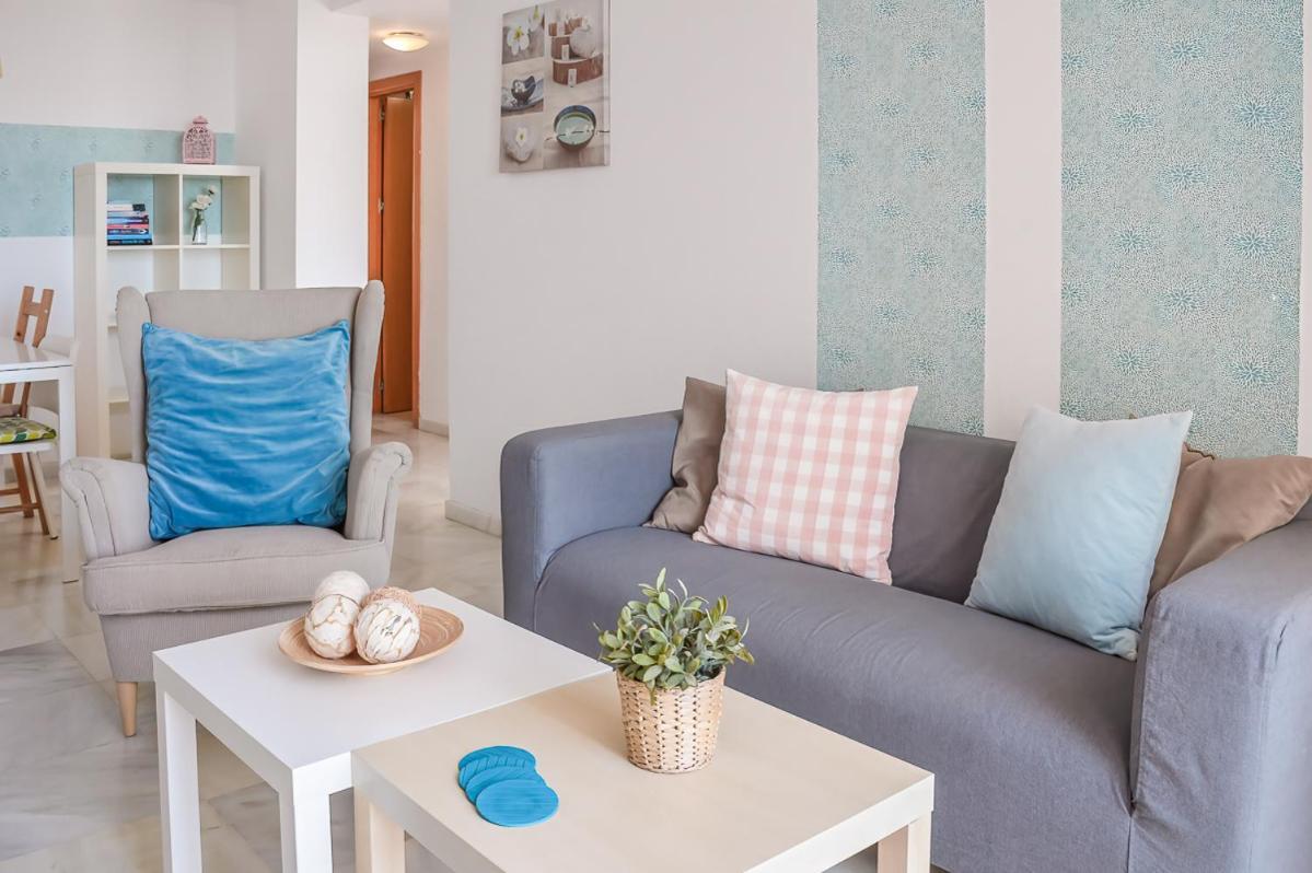 Andaluz Apartments Mar De Нерха Стая снимка