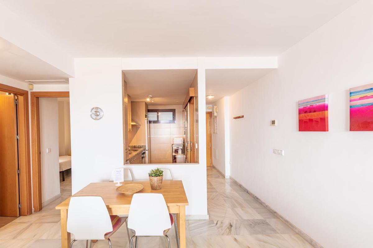 Andaluz Apartments Mar De Нерха Стая снимка