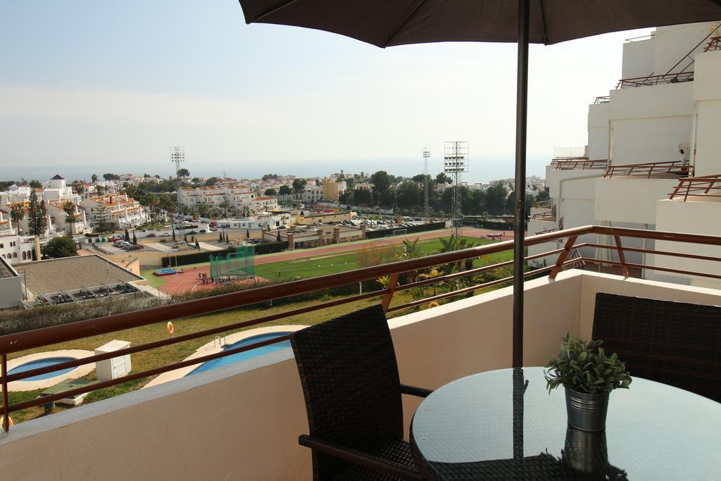 Andaluz Apartments Mar De Нерха Екстериор снимка